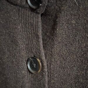 GAP womens Dark Brown round neck cropped  Sweater